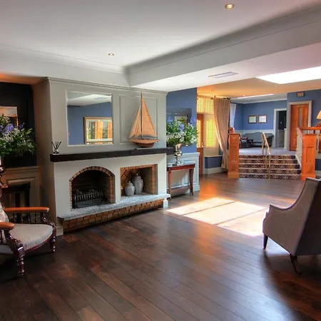 Devon Hotel 3*