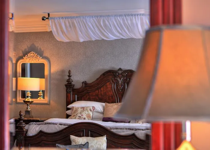 Devon Templeglantine Village